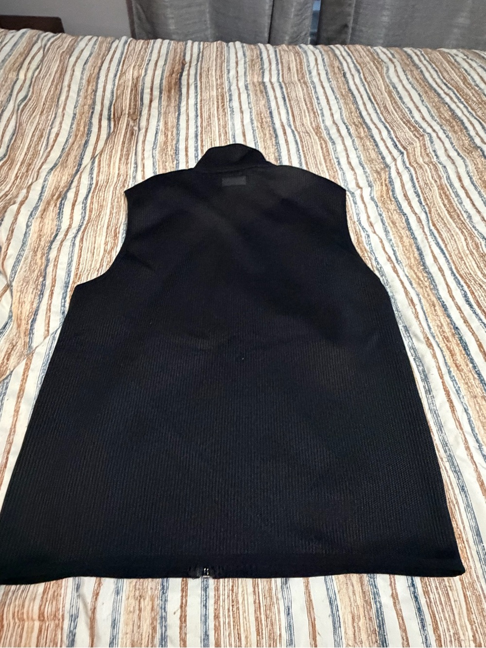 Perry Ellis Men’s Black Full Zip Performance Vest Size Medium - Picture 2 of 5